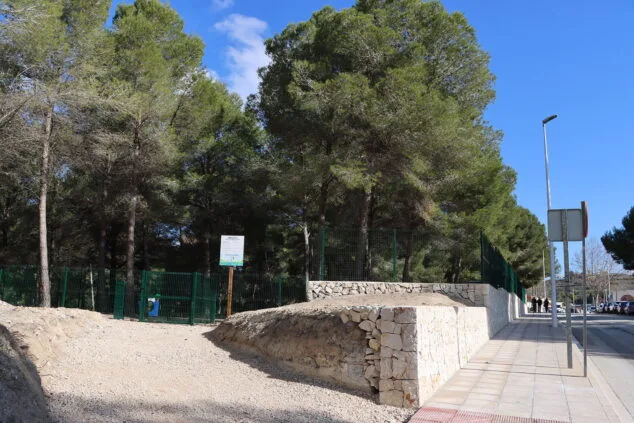 Los perros de Teulada Moraira ya disfrutan de su nuevo parque canino 15 inauguracion del nuevo parque canino de teullada moraira 17