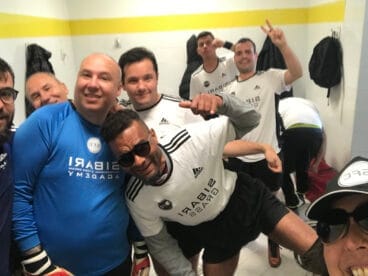 Jugadores del Sibari FC celebrando la victoria