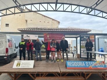 Podio femenino de Carrera de Montaña Ocaive Pedreguer