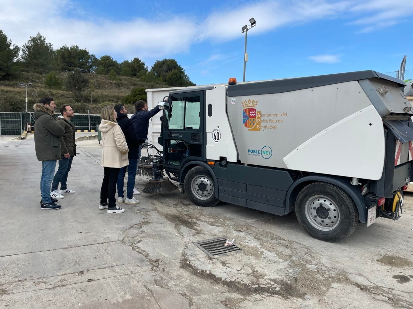 Benitatxell cuenta con nueva flota de vehículos de limpieza