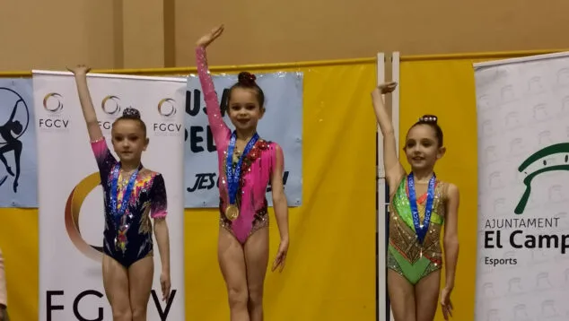 El Club Gimnasia Calpe logra en Alcoi clasificar a todas sus gimnastas para la fase autonómica 3 Imagen: Conjunto prebenjamín