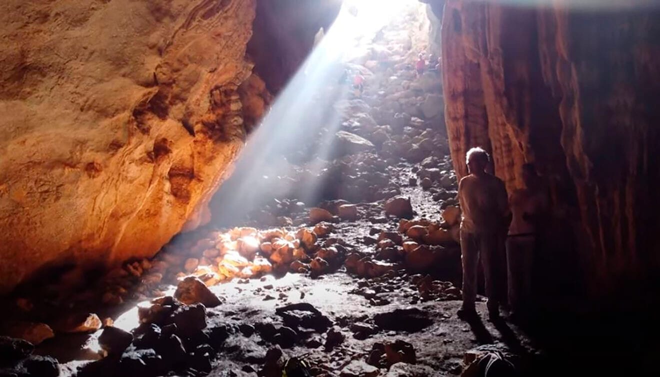Cova de Bolumini en la Serra de Segària