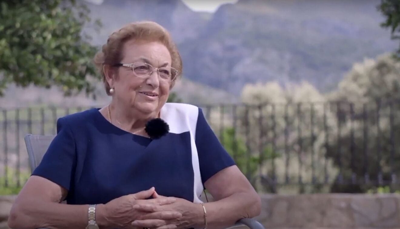 Documental 'Les Cures a la Vall de Gallinera, mans invisibles que sostenen la vida'