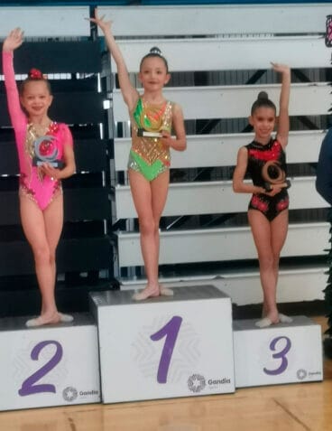 Gimnastas del Club Gimnasia Calpe en Gandia 02