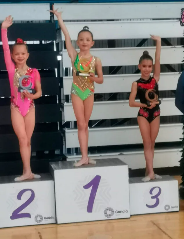 gimnastas del club gimnasia calpe en gandia 02