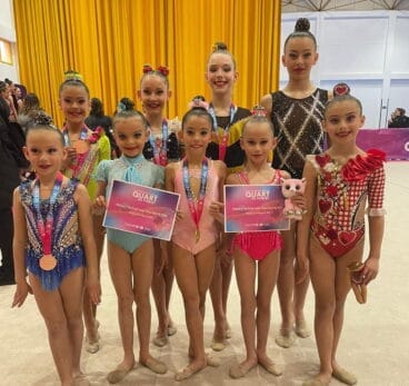 Gimnastas del Club Les Marines de Calp