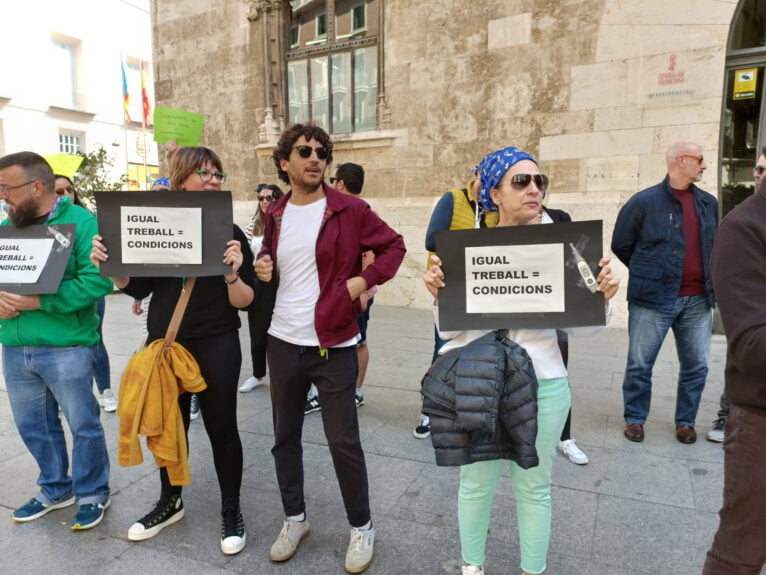 Manifestación de sanitarios en València 01