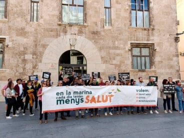 Manifestación de sanitarios en València 20