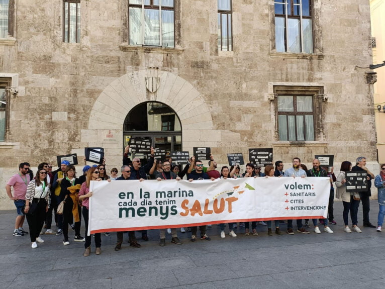 Manifestación de sanitarios en València 21