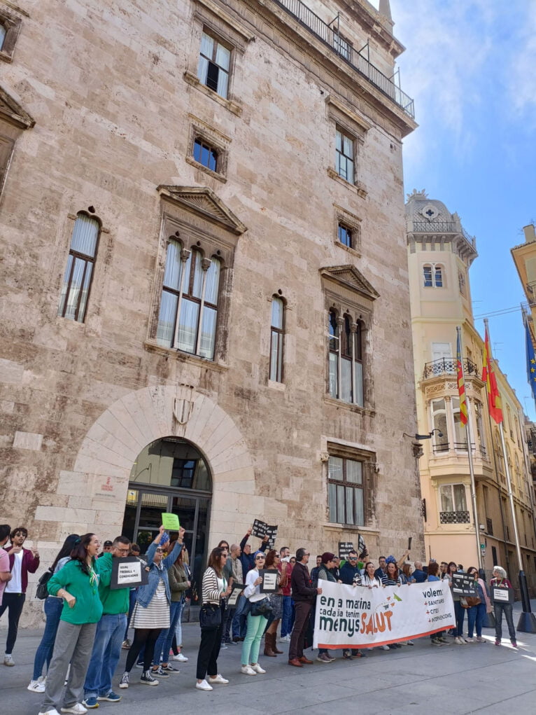 Manifestación de sanitarios en València 34