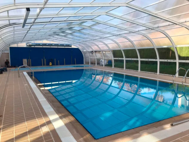 nueva piscina cubierta exterior de ondara