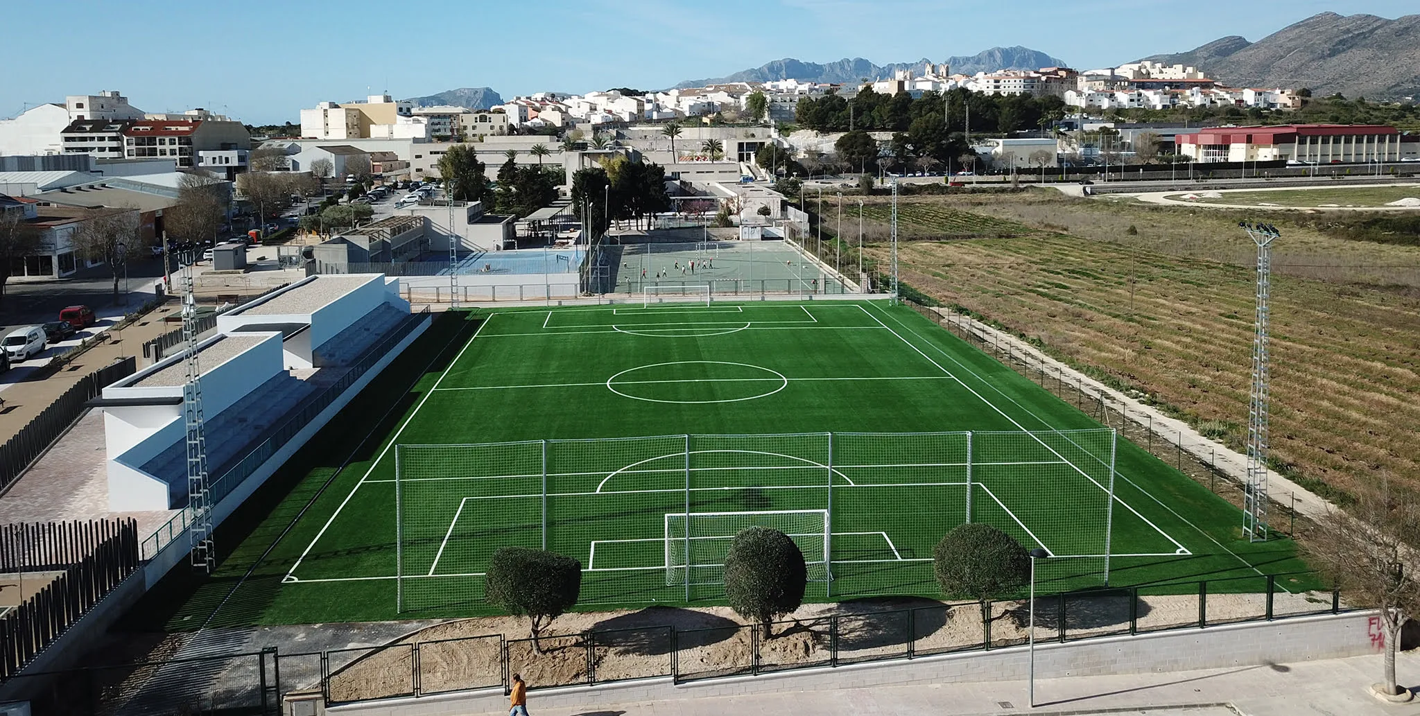nuevo mini estadi salvador baidal acabado