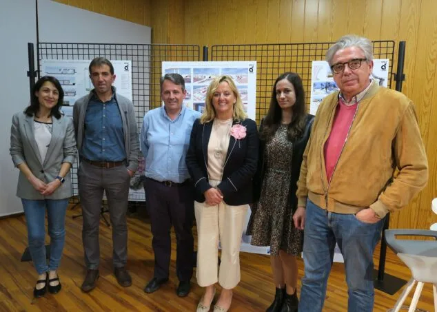 Dos ambiciosos proyectos por más de 8 millones de euros que Calp deja «listos» para la próxima legislatura 2 Imagen: Presentación de proyectos urbanísticos en la Casa de Cultura de Calp