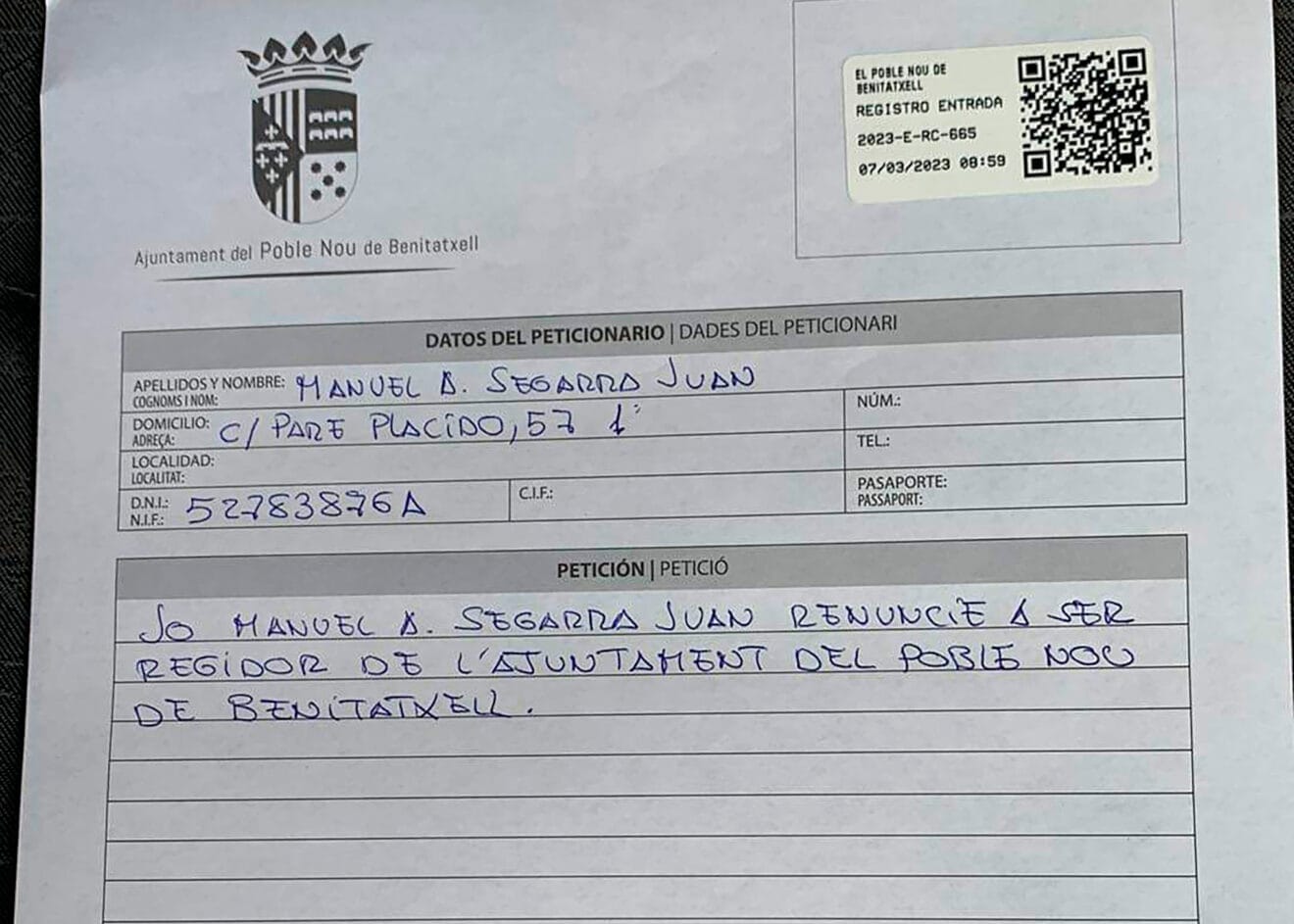 Renuncia del regidor Manuel Segarra