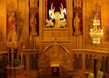 Bajada de la Puríssima Xiqueta durante la misa