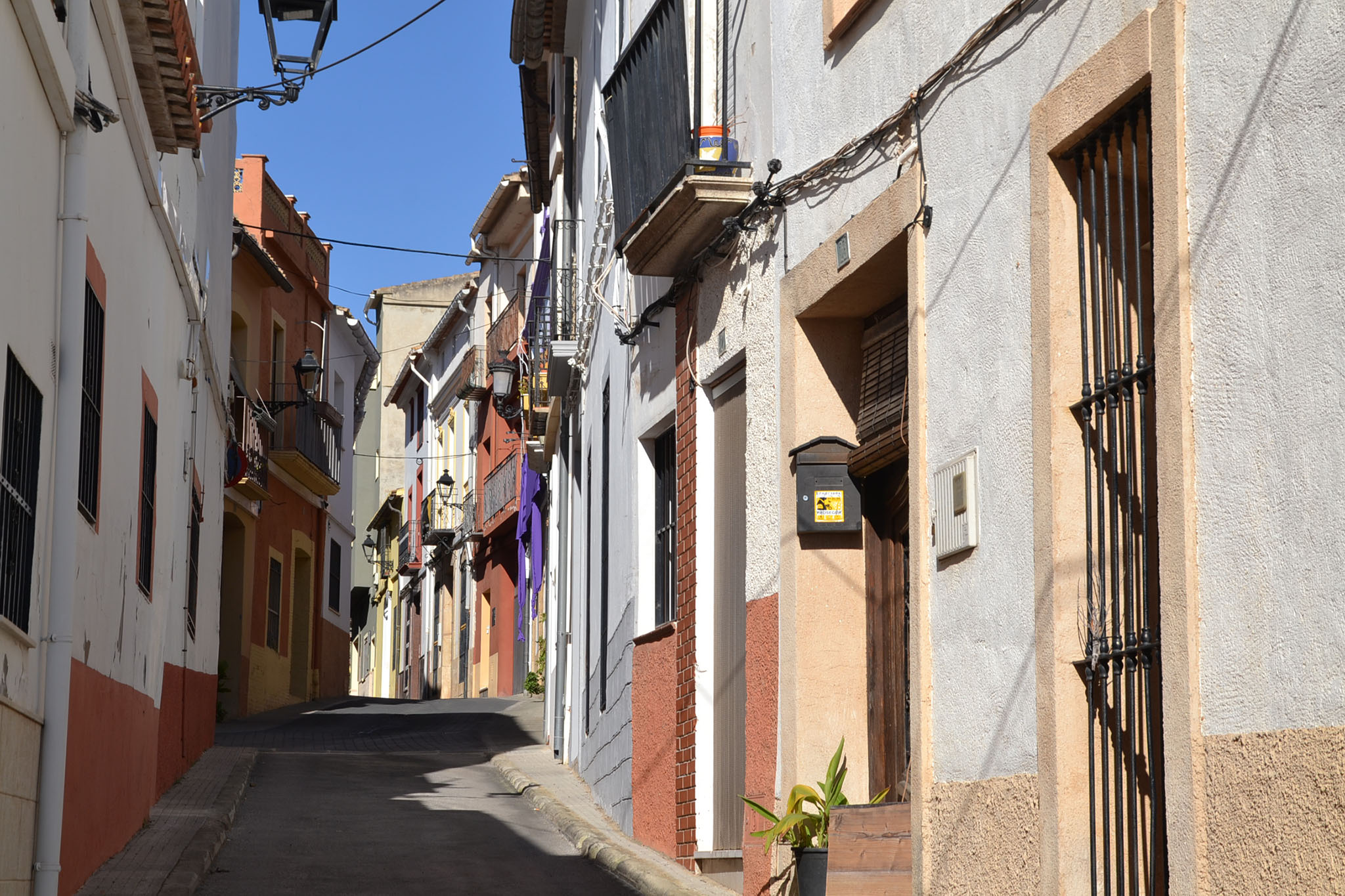 calle del ayuntamiento en parcent 1