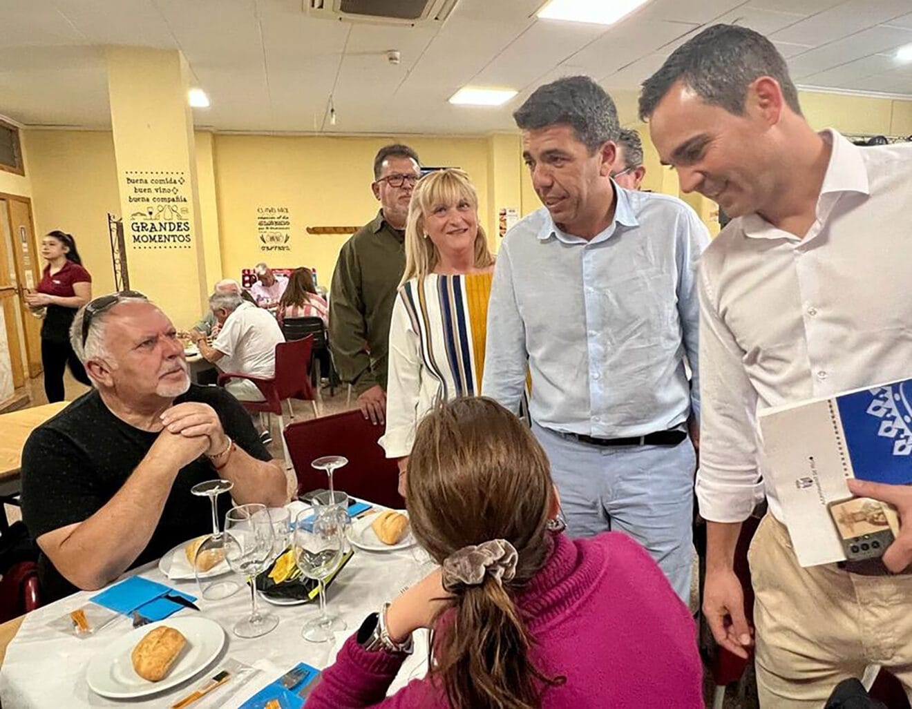 Carlos Mazón en la comida en Pego