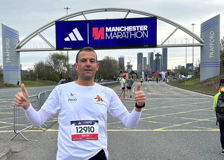 Carlos Siscar en Manchester Marathon