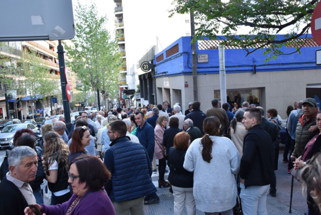 Imagen: Centenares de calpinos acuden al Coffee Electoral del PP