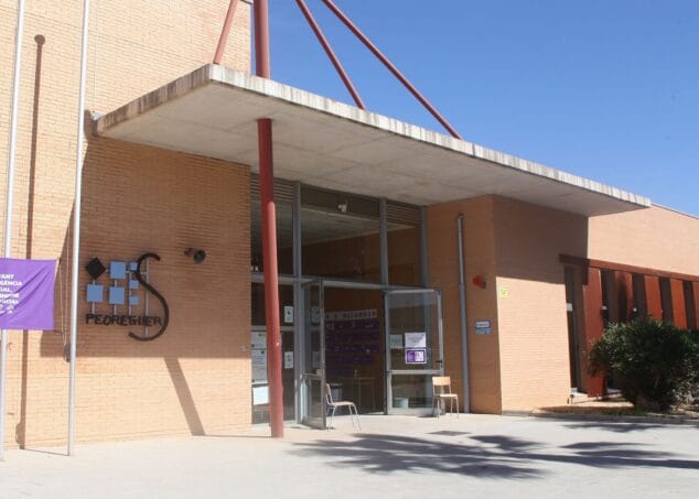 Imagen: Entrada del IES Pedreguer
