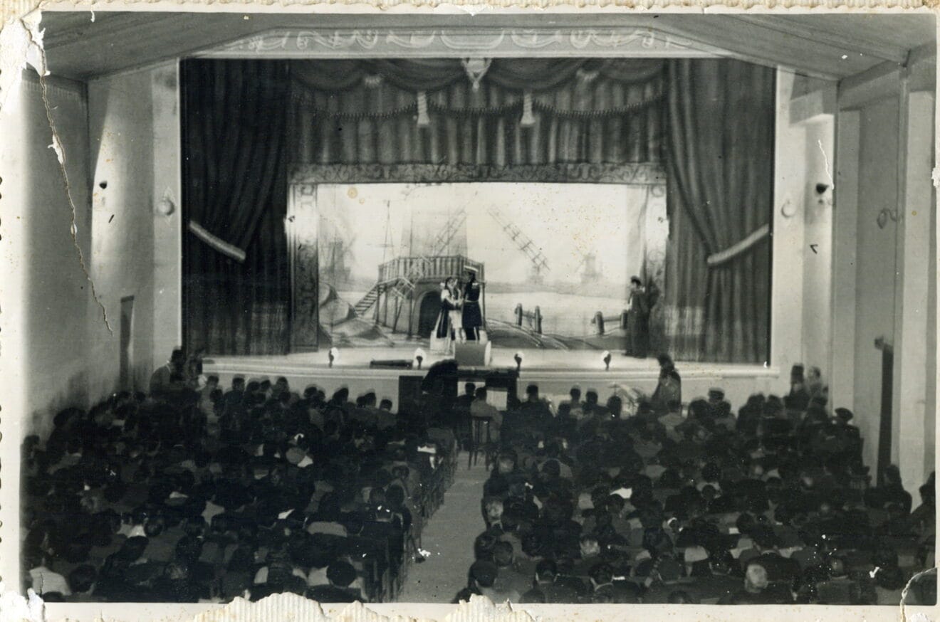 Interior del Cine López Cabrera del Verger - Familia López Cabrera