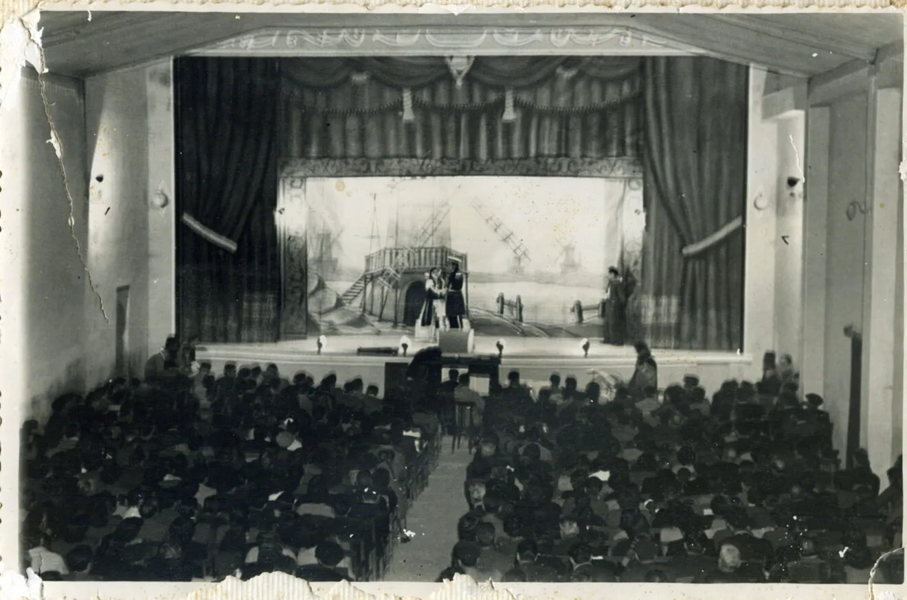 Interior del Cine López Cabrera del Verger - Familia López Cabrera
