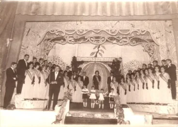 Presentación de festeros y festeras en El Verger en el cine (1968) – Familia López Cabrera