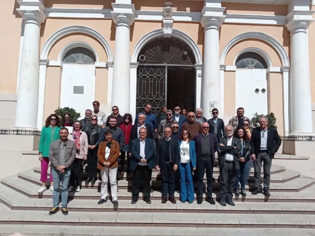 visita del concejal de servicios municipales de pedreguer pepe cabrera puigcerver al ayuntamiento deoristano