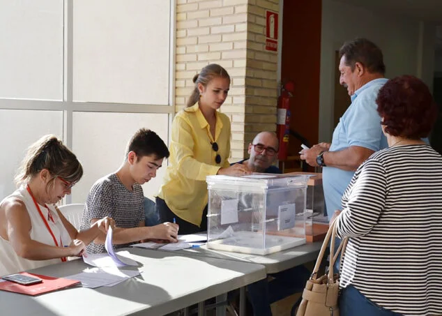 Imagen: Votaciones en las elecciones municipales de 2019 en Dénia