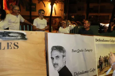 Calp arranca la campaña electoral con la pegada de carteles 71