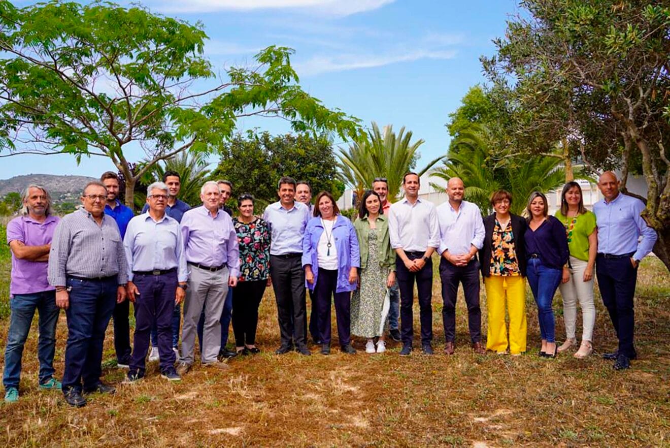 Candidatos del Partido Popular de la Marina Alta con Carlos Mazón en Benissa