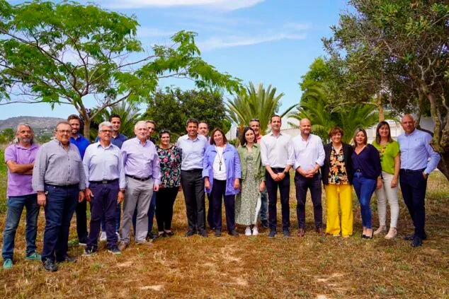 candidatos del partido popular de la marina alta con carlos mazon en benissa