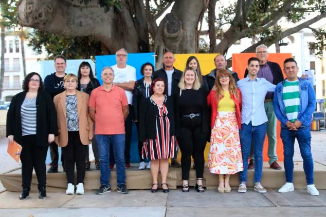 Imagen: Candidatura de Compromís Benissa en la presentación