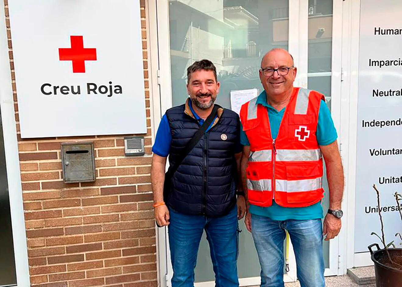 Eduardo Garijo. candidato a la alcaldía de Calp por Ciudadanos, y el Presidente de Cruz Roja, Francisco Molines Baldó