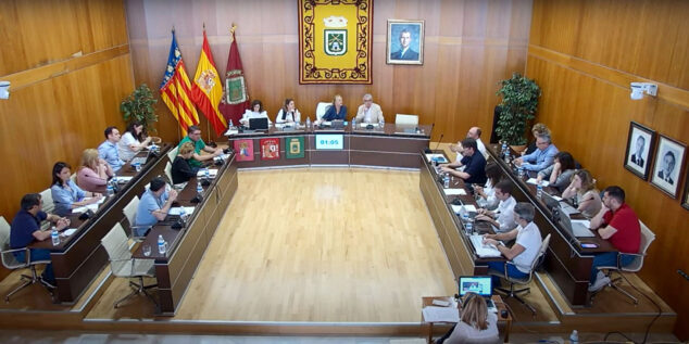 Imagen: El último pleno de la legislatura del Ayuntamiento de Calp en mayo de 2023