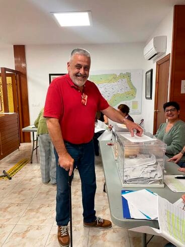 Enrique Moll, candidato a la Alcaldía de Pego por el PSPV-PSOE, ante las urnas