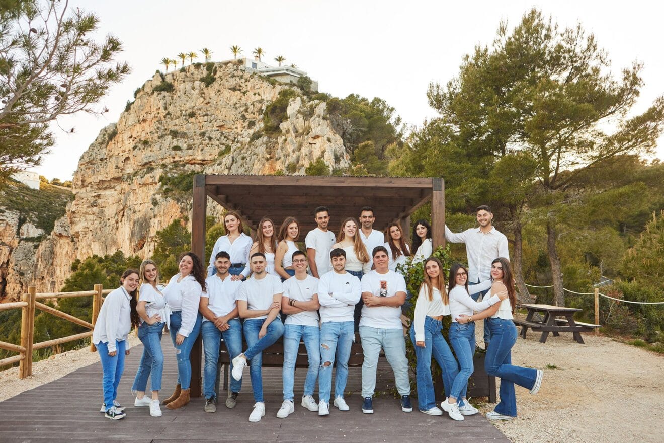 Festeros y festeras de Benitatxell de 2023