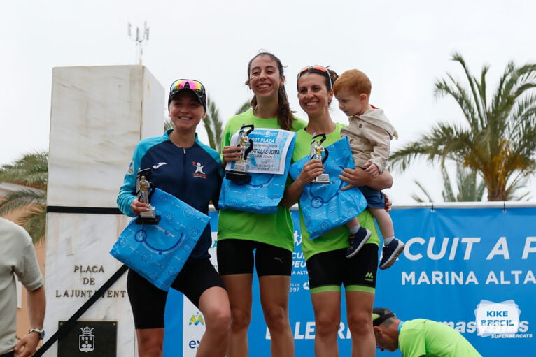 María Sánchez, Nina Ivankiv und Ainhoa ​​​​Sánchez, lokale Gewinner