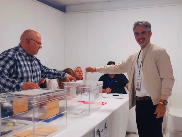 Imagen: Paco Quiles Defendamos Calpe votando