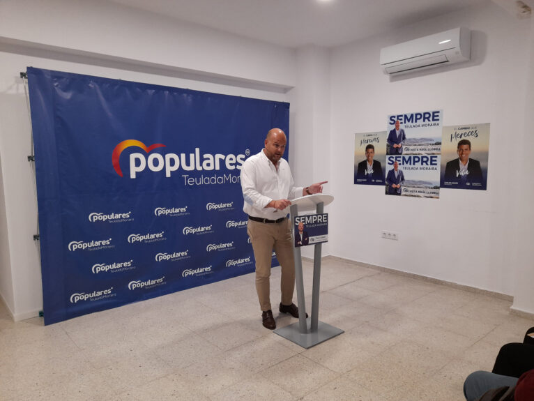 Raúl Llobell, candidate for Mayor of Teulada Moraira for the Popular Party, at the presentation of the electoral program