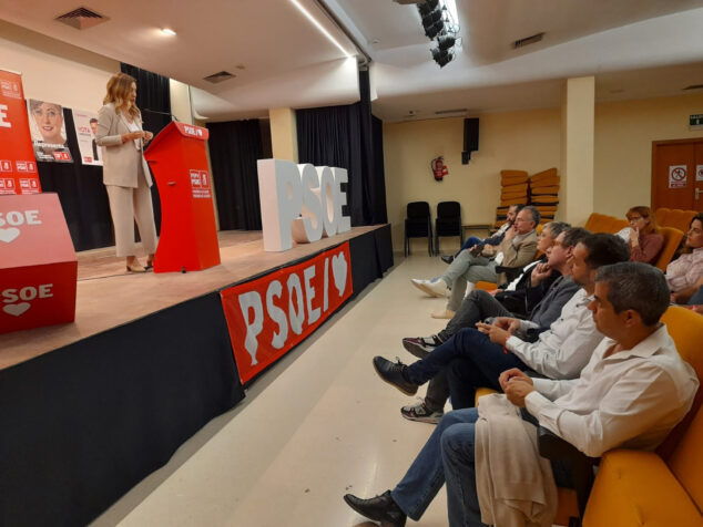 Imagen: Rosa Mustafá, diputada en les Corts Valencianes, en la presentación de campaña del PSPV PSOE Teulada Moraira