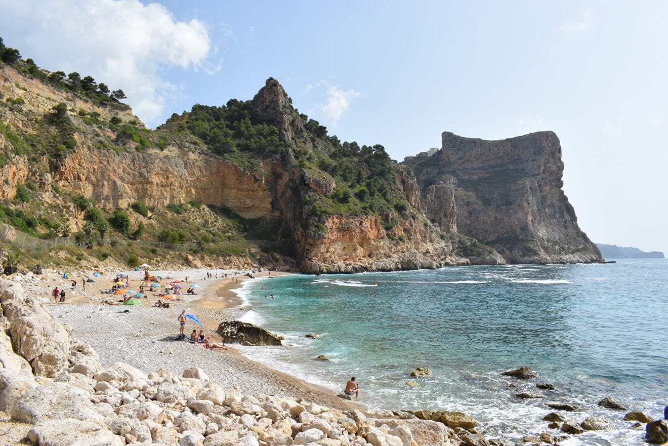 Cala Del Moraig De Benitatxell Durante El Verano LaMarinaAlta Cala Del Moraig De Benitatxell Durante El Verano LaMarinaAlta