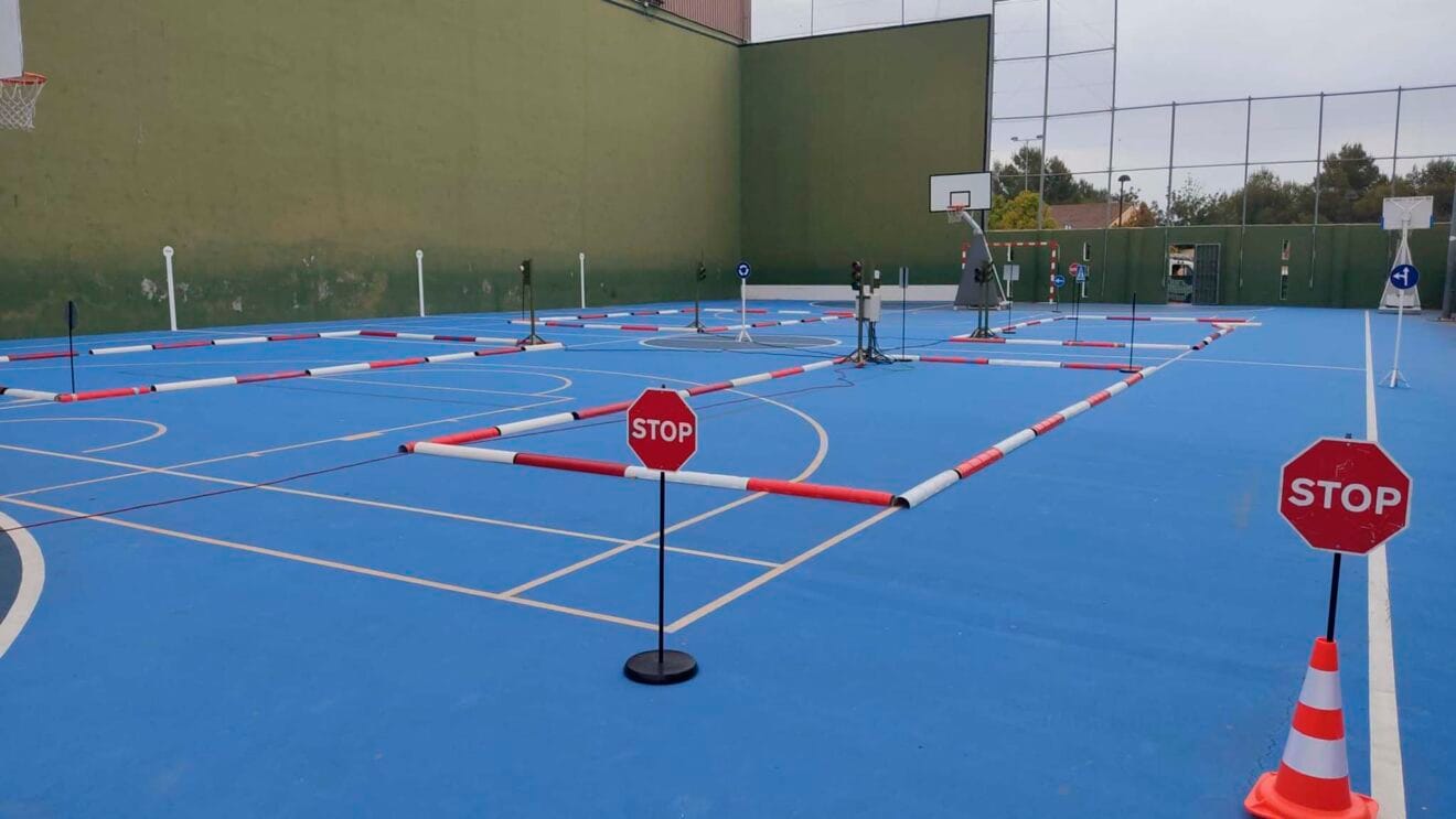 Circuito de educación vial en el CEIP Sant Vicent Ferrer de Teulada