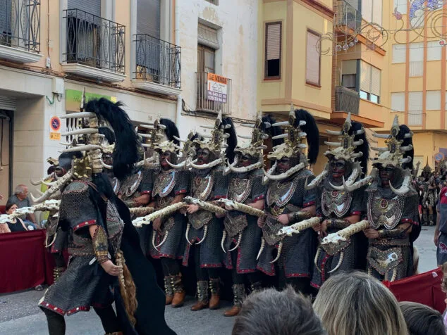 Así se vivió la esperada Entrada de Moros y Cristianos de Pego en el día grande de las fiestas 15 entrada de moros y cristianos de pego 2023 12