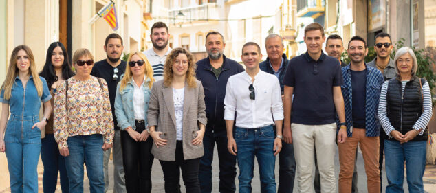 Imagen: Equipo de Compromís per Calp en la campaña electoral