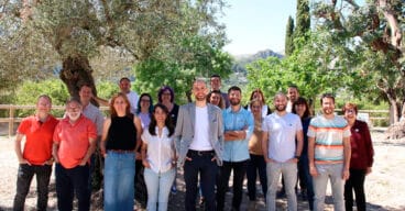 equipo de compromis per pego durante la campana electoral