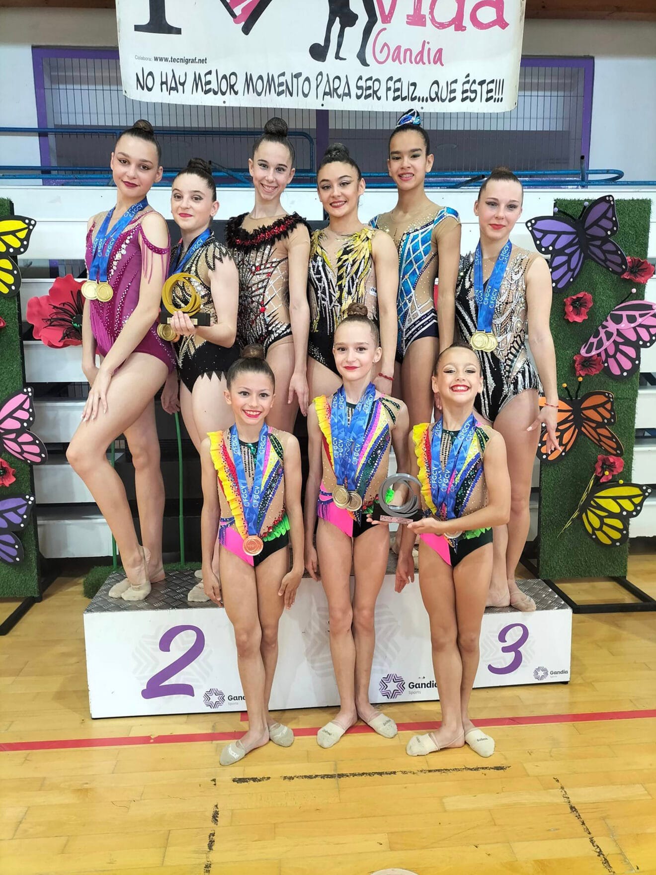 Equipo del Club Gimnasia Calpe en el campeonato de Gandia