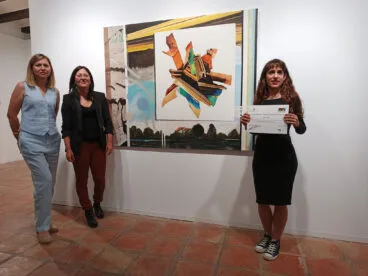 María Sánchez López junto a la regidora de Cultura y la técnica de Cultura de Pego