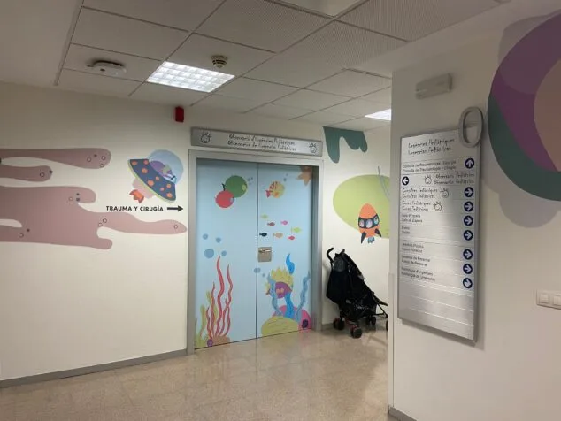 nuevo ambiente en urgencias pediatricas de la fe gracias a teulada y el club motero ugly 3