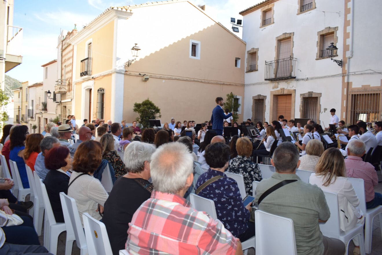 Público en el cierre de conciertos de la Primavera Musical de Benitatxell 2023